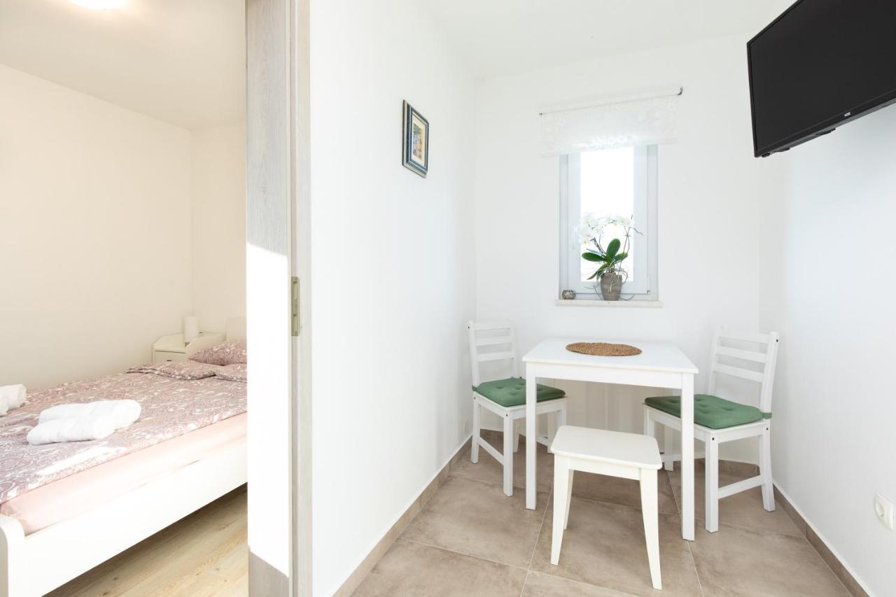 Apartments Brig Perfect Countryside Holiday! Veglia Exterior foto